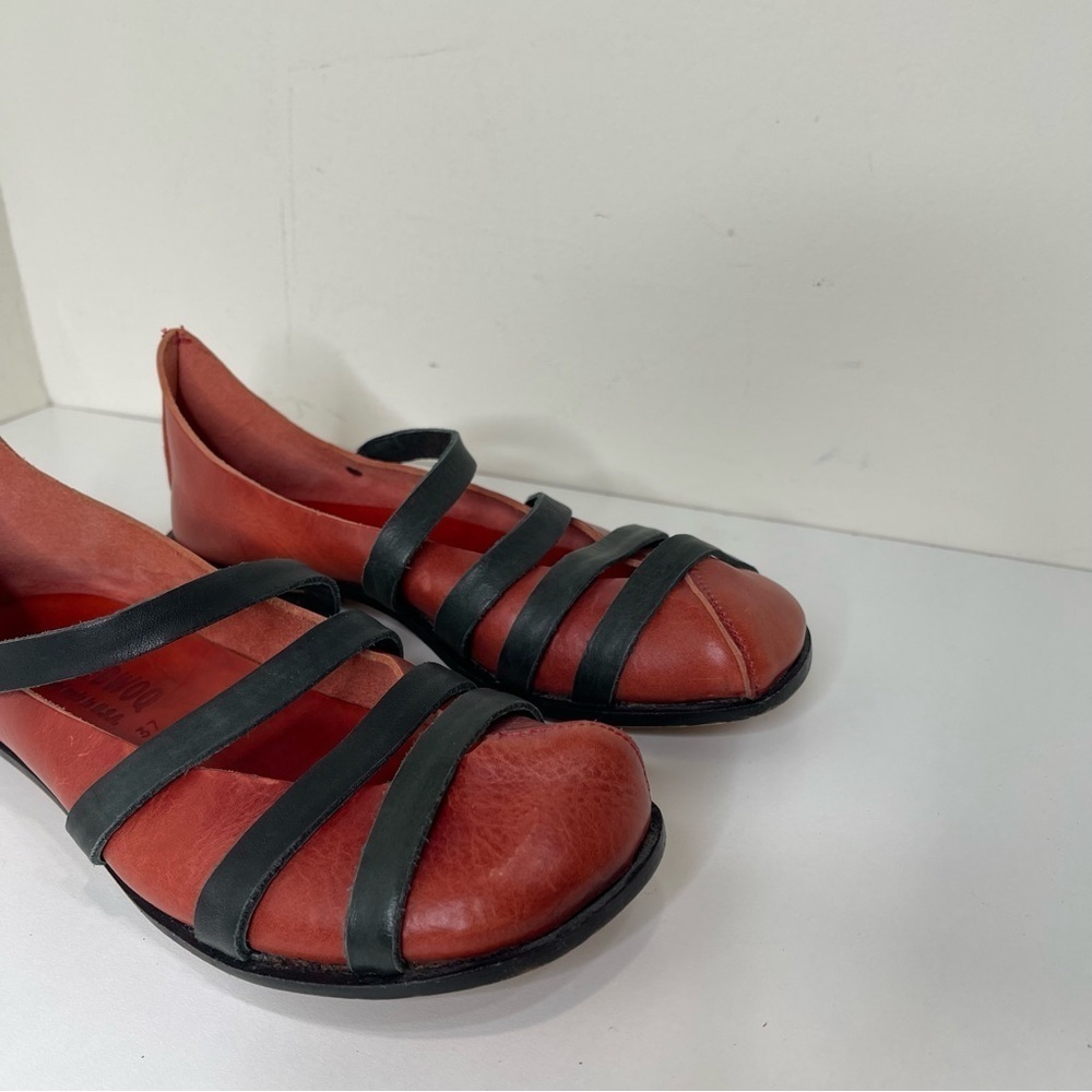 Cydwoq Jail Women's Shoe hand made Cottagecore ballet flat l - Picture 4 of 13